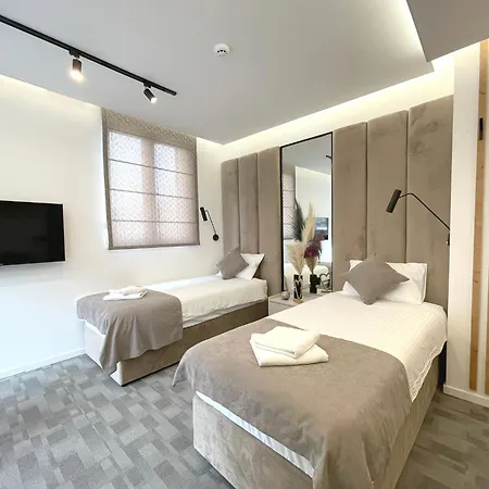 Bed & Breakfast Npl Code 4*