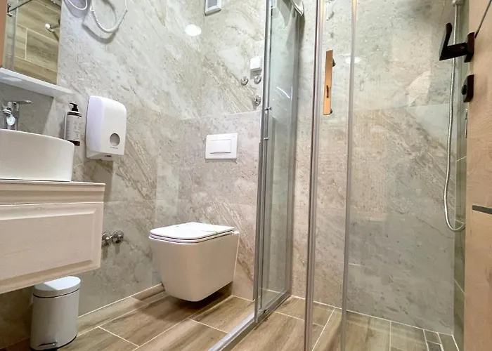 Npl Code Bed and Breakfast 4*